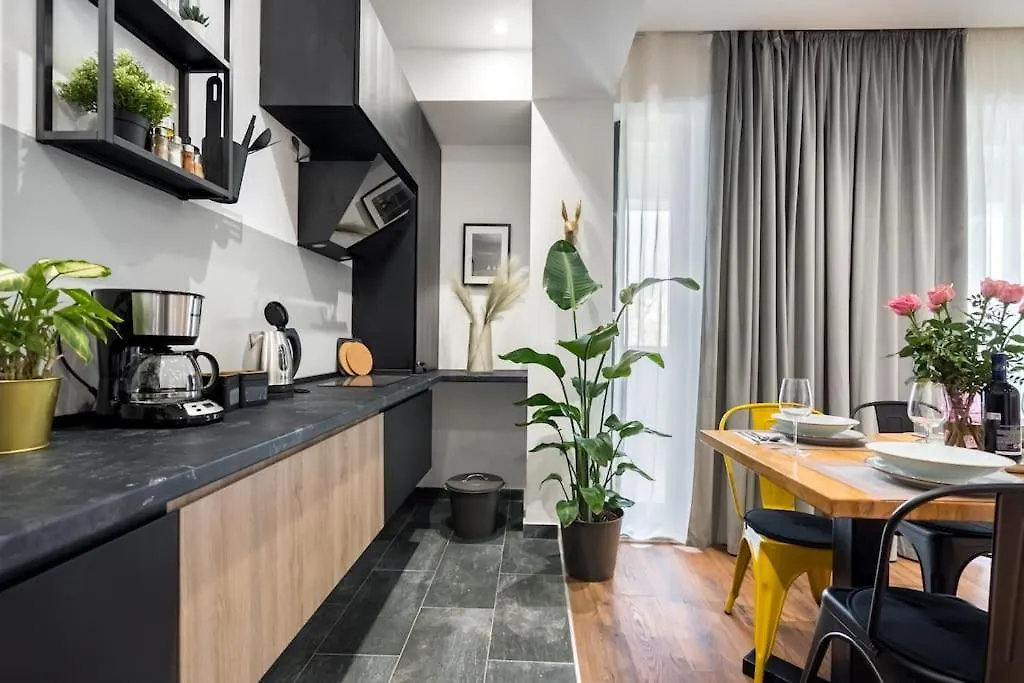 Central 18 Apartment - New Building & Parking Bucharest 0*,  Romania