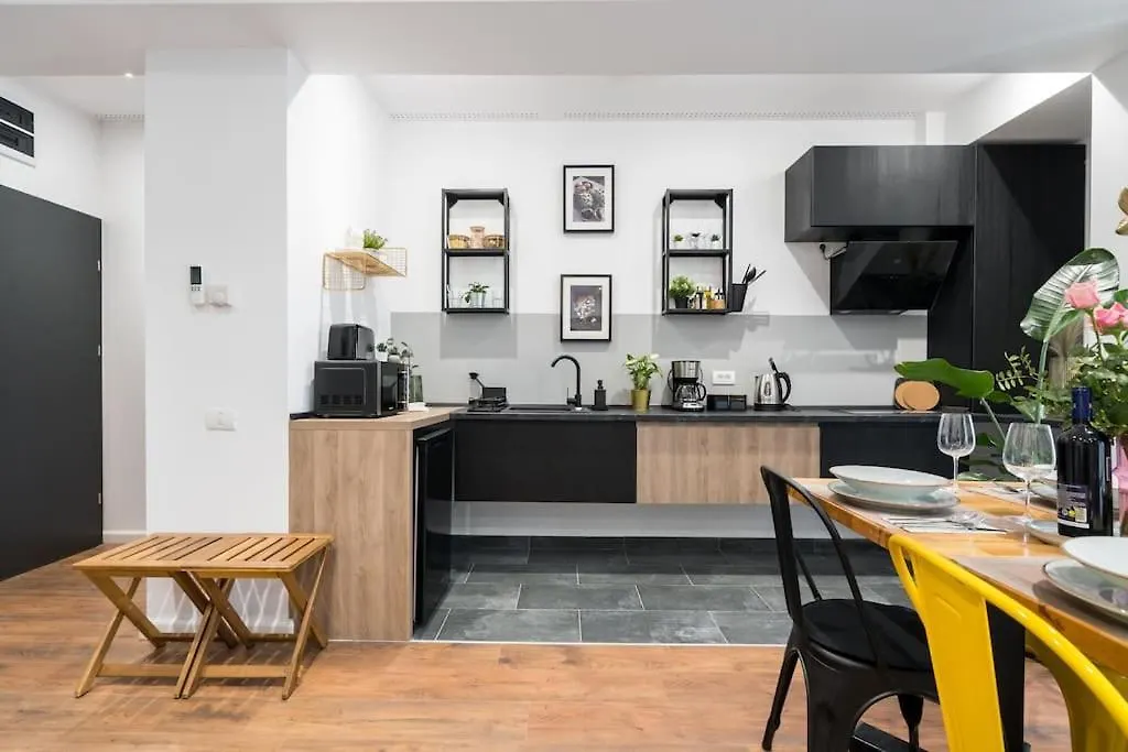 Central 18 Apartment - New Building & Parking Bucharest